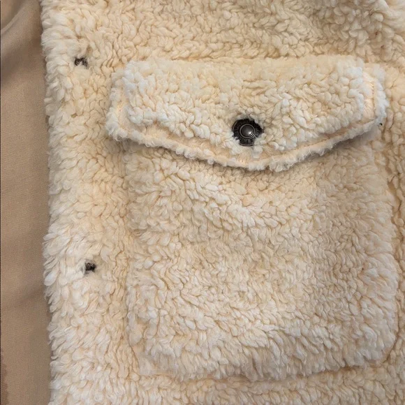 Women’s Free People Cream Sherpa Jacket in Medium - Picture 5 of 15